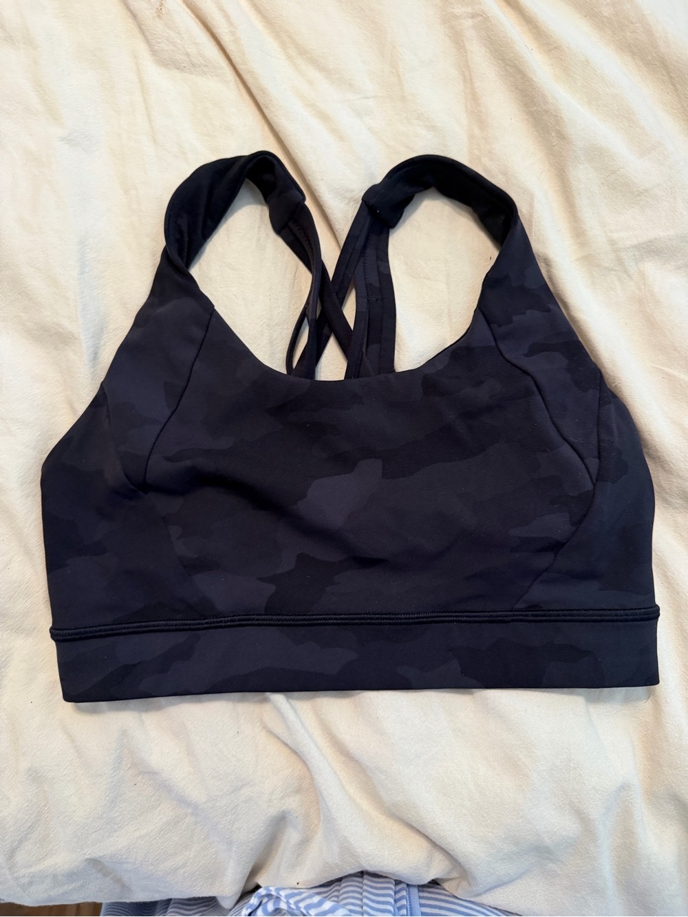 Lululemon Free to be Elevated Sports Bra